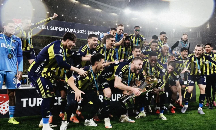 Fenerbahçe'ye Golcü Adayları! İşte Transferi Gündemde Olan İsimler