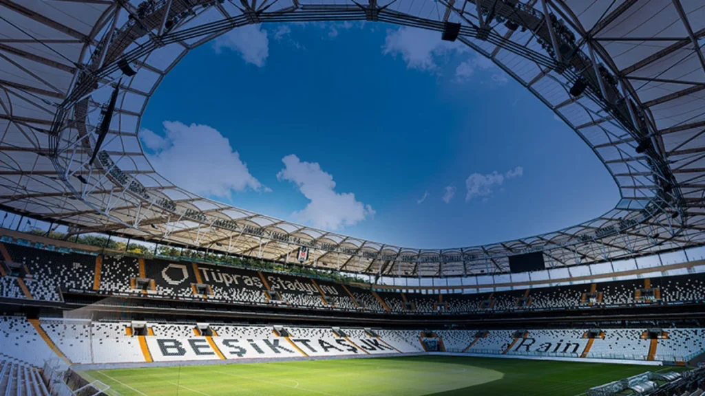 Kıtaları Birleştiren Şehir İstanbul'da, Avrupa Şampiyonu Belli Oluyor! 2026 Avrupa Ligi Finali İstanbul'da