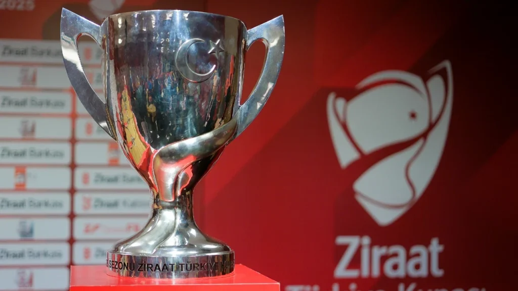 Fenerbahçe Teselli Konyaspor Sürpriz Arıyor: Türkiye Kupası'nda Çeyrek Final Heyecanı - İddaa Tahmini