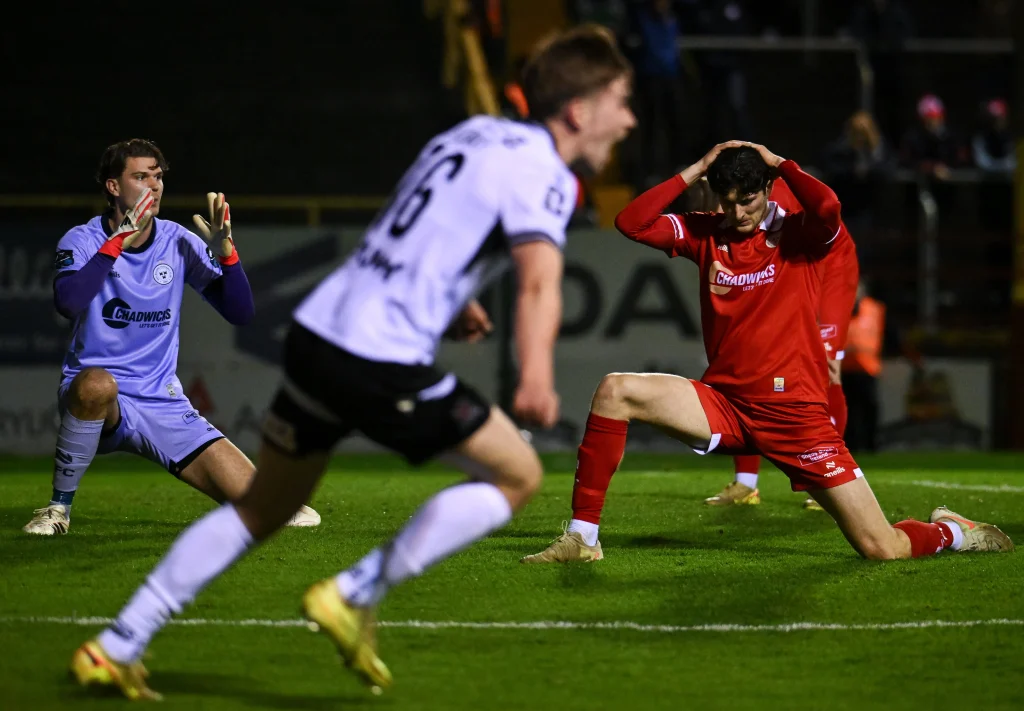 İrlanda Premier Lig'de Alt Sıralardan Kurtulmayı Başaramayan Dundalk ile Derry City Karşı Karşıya Geliyor - İddaa Tahmini
