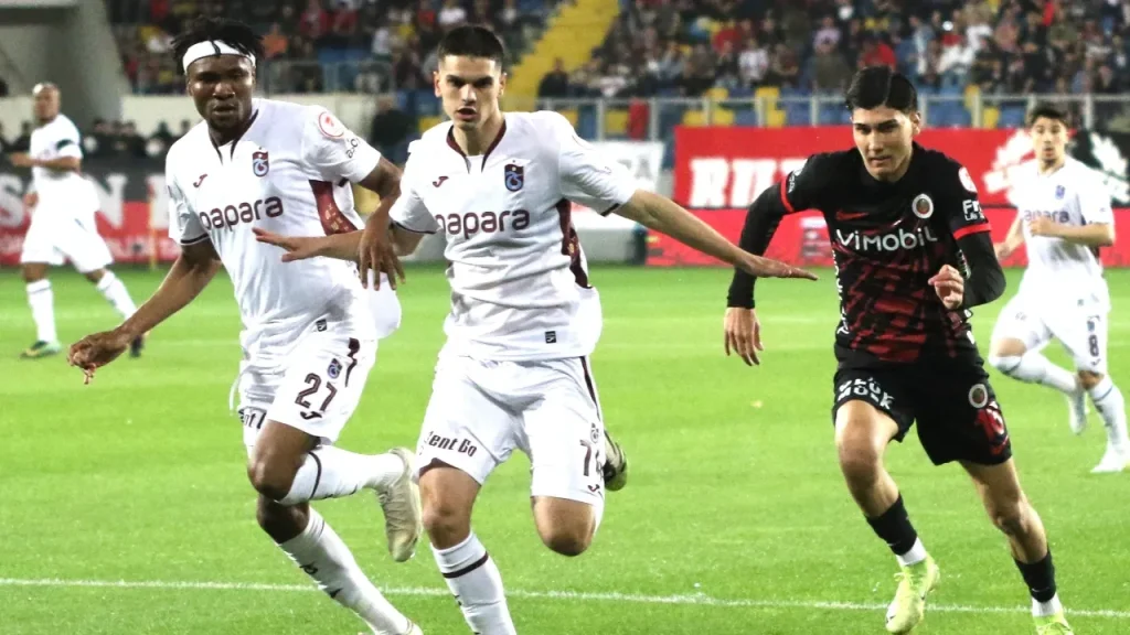 Türkiye Süper Lig'de Kalmaya Çalışan Gençlerbirliği, Pazar Akşamında Trabzonspor Deplasmanına Konuk Oluyor - İddaa Tahmini