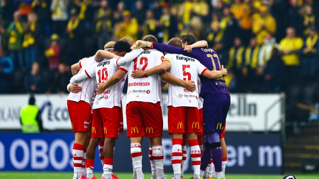 Cumartesi Akşamı Norveç Eliteserien Ligi'nin Alt Sıralarının Kaderi Değişiyor! Fredrikstad Sahasında Sandefjord'u Konuk Ediyor - İddaa Tahmini
