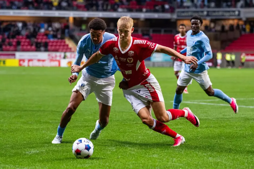 İsveç Allsvenskan Ligi'nde Alt Sıralardan Kurtulmayı Başaramayan Kalmar ile Mjallby, Cumartesi Akşamında Kozlarını Paylaşacak - İddaa Tahmini