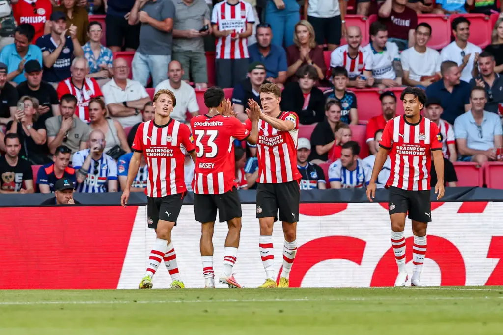 Son Şampiyon Sezonu Evinde Açıyor! Hollanda Eredivisie Ligi'nde Cumartesi Akşamı PSV Evinde Fortuna Sittard'ı Konuk Ediyor - İddaa Tahmini