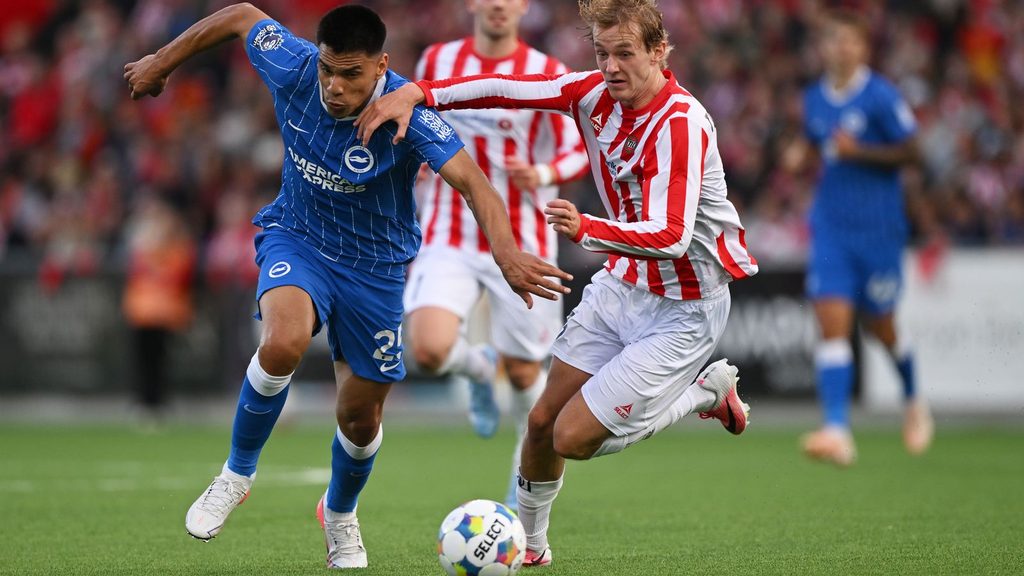 İngiltere Premier Lig'de İlk Hafta Heyecanı Pazar Akşamı Devam Ediyor! Brighton Evinde Aston Villa'yı Konuk Ediyor - İddaa Tahmini