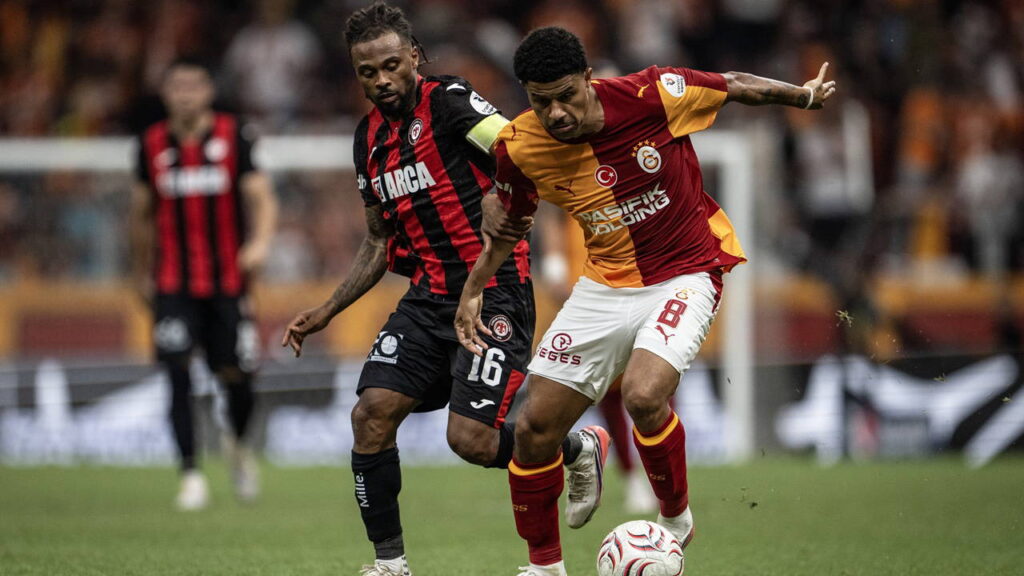 Galatasaray'da Taraftarın Sabrı Taştı! Transfer Sessizliğini Taraftarlar İstifa Sesleriyle Bozuldu