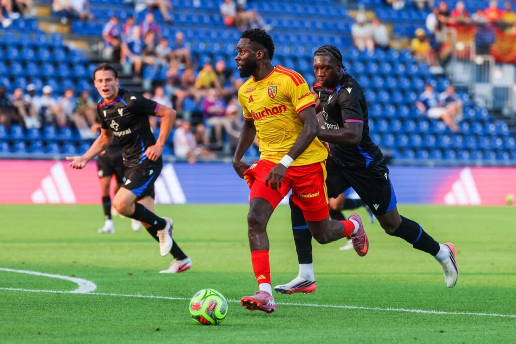 Fransa Süper Kupa Pazar Gecesi Sahibini Buluyor! Finalde İki Ezeli Rakip Lens ile PSG, Stade Bollaert-Delelis Ev Sahipliğinde Karşı Karşıya Gelecek - İddaa Tahmini