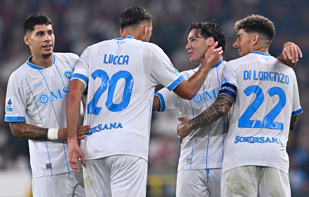 İtalya Serie A Ligi'nde Dikkat Çeken Eşleşme: İkinci Haftada Napoli ile Como Karşı Karşıya Geliyor - İddaa Tahmini