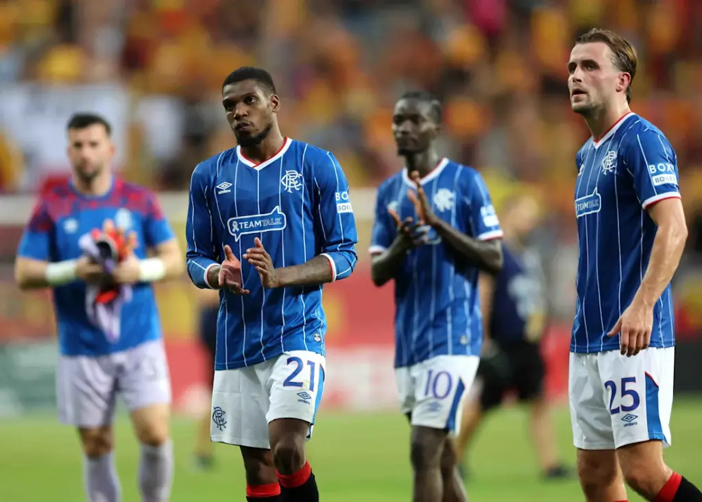 İskoçya Premiership'te Pazar Mesaisi! Rangers Taraftarı Önünde Hibernian'a Karşı Galibiyet Arayacak - İddaa Tahmini